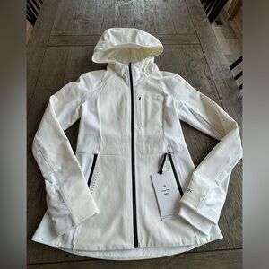 Lululemon Cross Chill Jacket